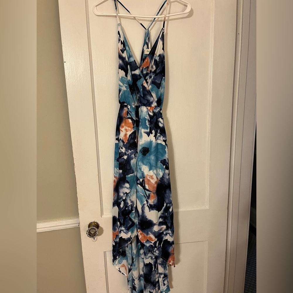 Red Dress Boutique Blue Floral High-Low Maxi Dress M